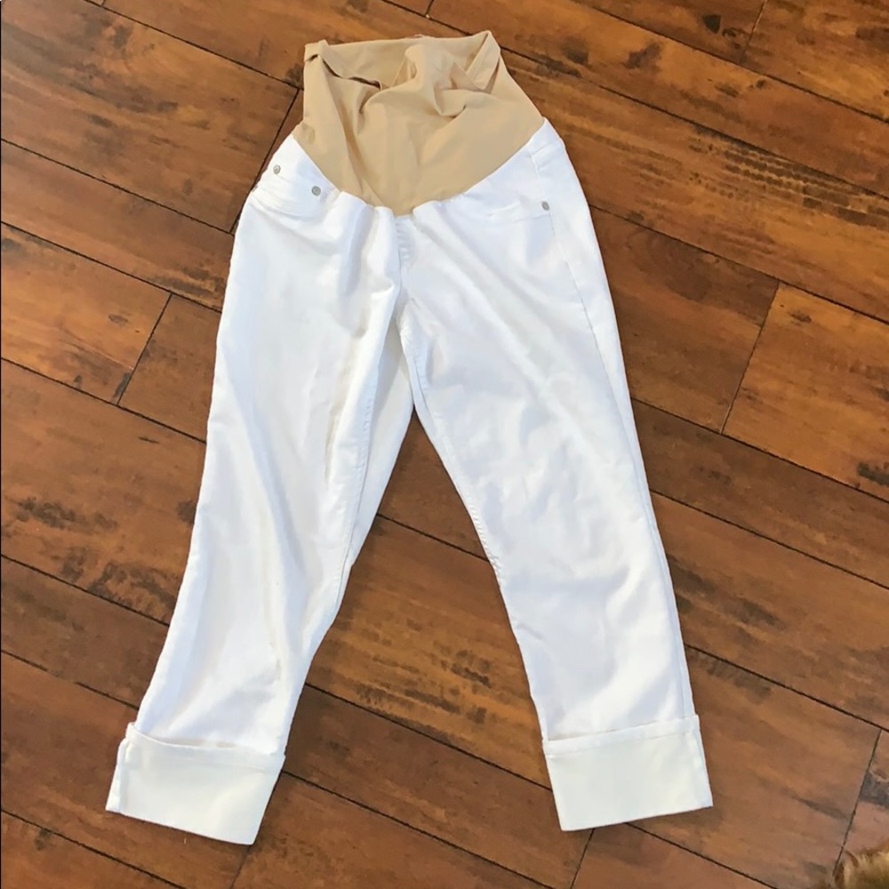 Maternity white cuffed capris